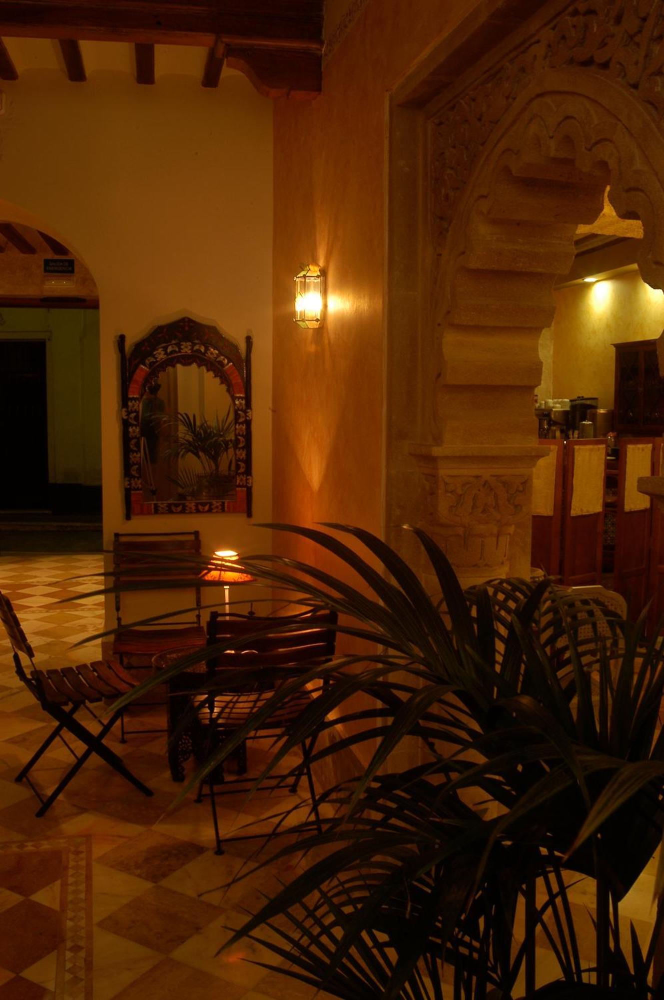 Hotel Argantonio Cádiz Kültér fotó
